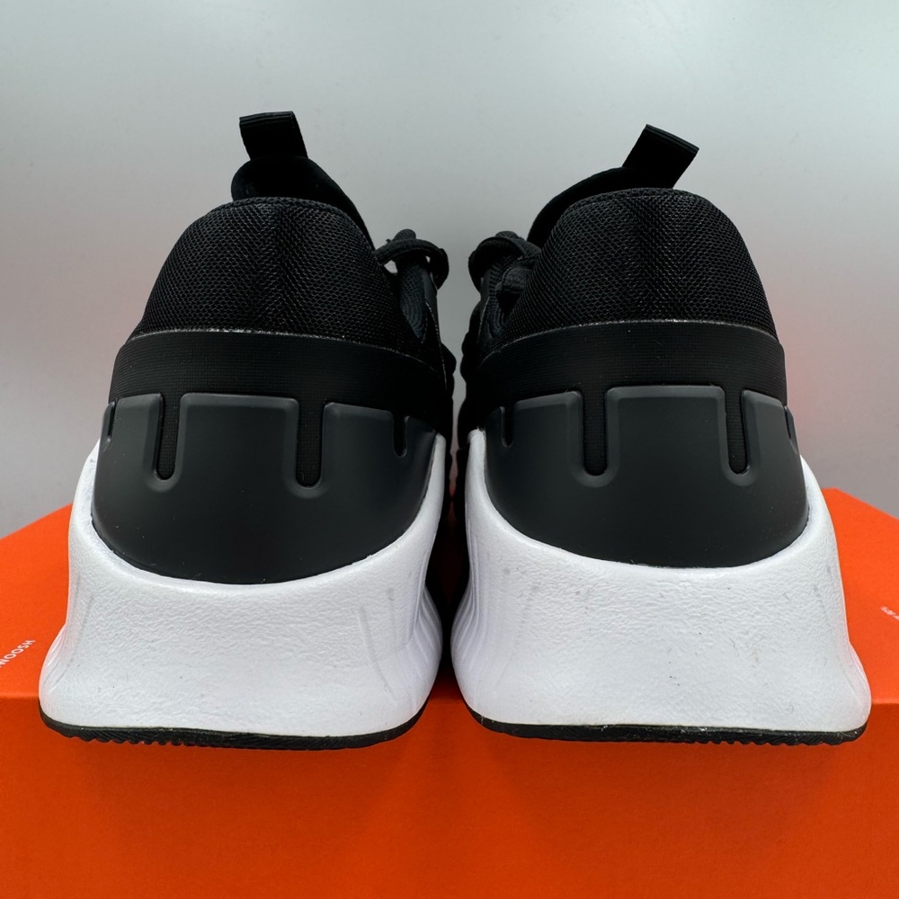 Nike Free Metcon 5 Black White BRAND NEW Size 9.5 Women - Picture 4 of 8
